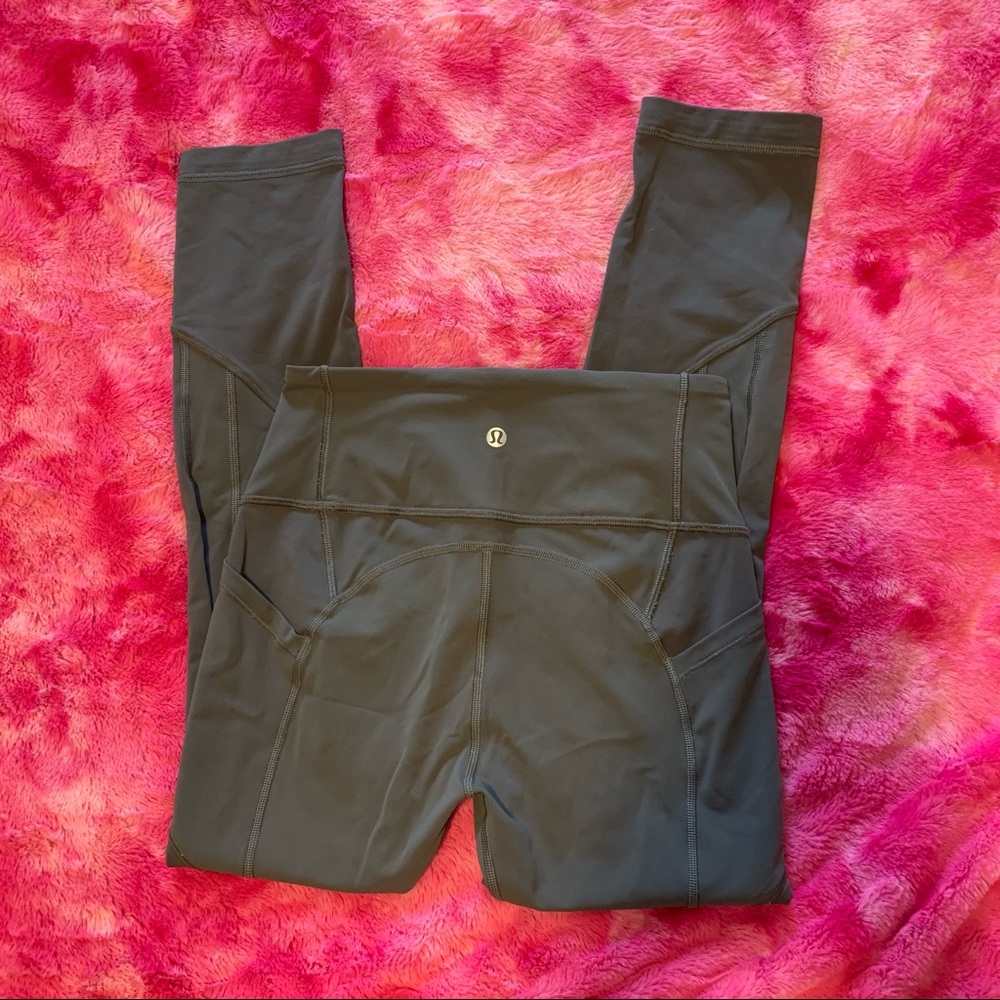 Grey Lululemon leggings 23”. Size 4